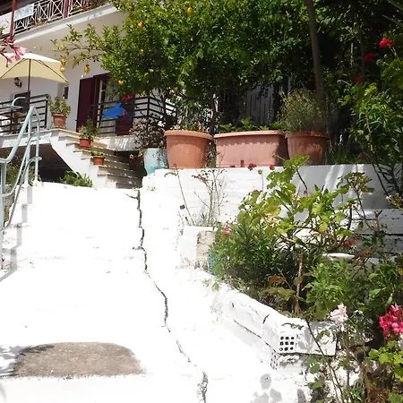 Delfini Bay Retreat Apartment Vasiliki  Exterior photo